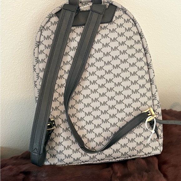 Michael Kors Monogram Gray Backpack - Picture 2 of 6